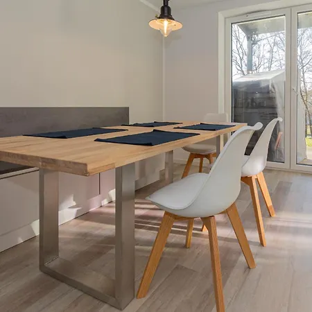 Haus Waldidyll, Strandklang Apartamento Sellin (Rugen)