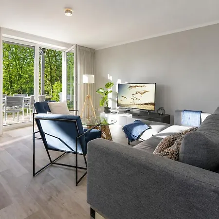 Haus Waldidyll, Strandklang - Bade- & Saunawelt Taeglich Inklusive Sellin (Rugen)