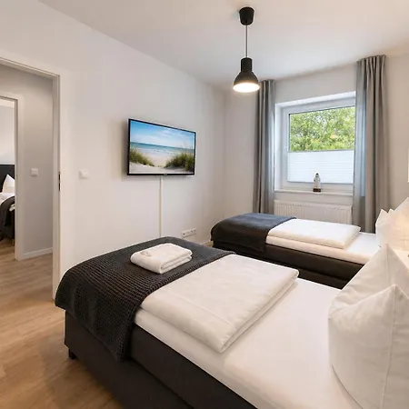 Haus Waldidyll, Strandklang - Bade- & Saunawelt Taeglich Inklusive Sellin (Rugen)